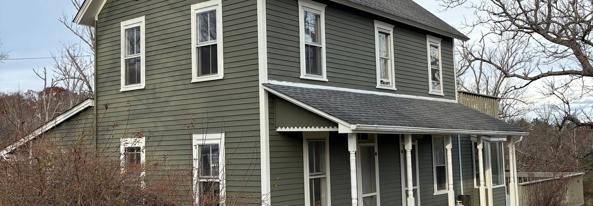 finished exterior house painting